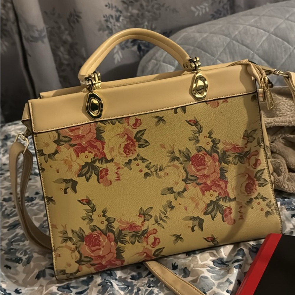 Floral Tan Handbag - Picture 1 of 2
